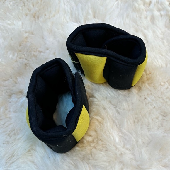 Beachbody 1lb. Ankle Wrist Weights - Picture 6 of 7